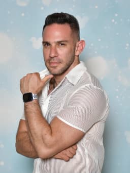 Eli Bendet Taicher, Wix