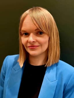 Emma Potter, AB