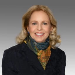 Mollie Mossman, Icon Global